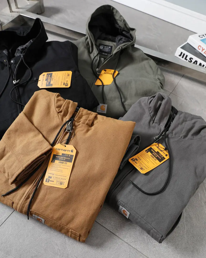 JK01 Carhartt vintage J130 hooded jacket  68$ gallery