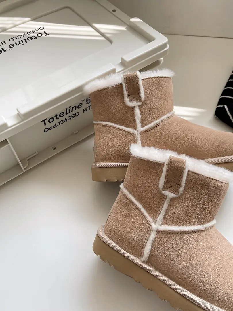 JU16 𝐔𝐆𝐆 .Mini boots (furry style) 60$ gallery