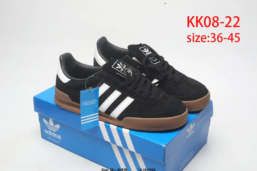 KK08 ADIDAS Originals Jeans53$ gallery