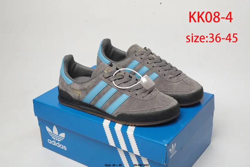 KK08 ADIDAS Originals Jeans53$ gallery