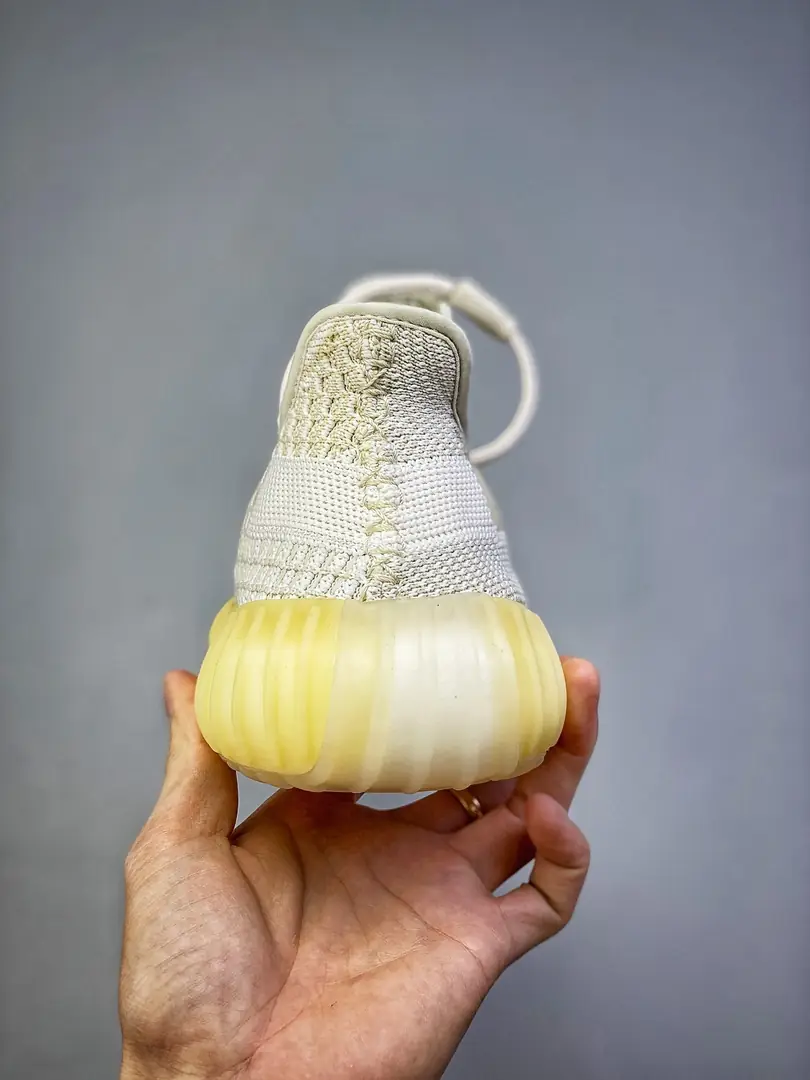 KK10  Adidas Yeezy Boost 350v2  55$ gallery