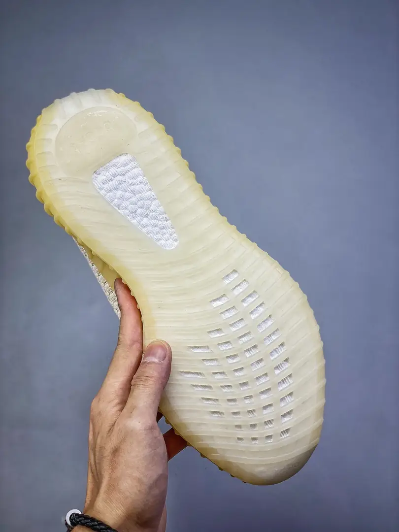 KK10  Adidas Yeezy Boost 350v2  55$ gallery