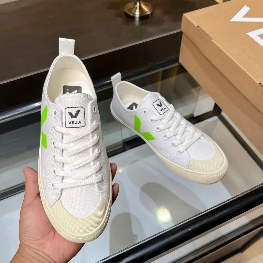 KK110 VEJA canvas shoes 73$ gallery