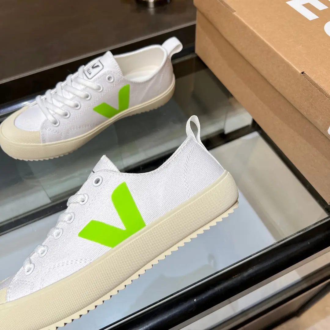 KK110 VEJA canvas shoes 73$ gallery