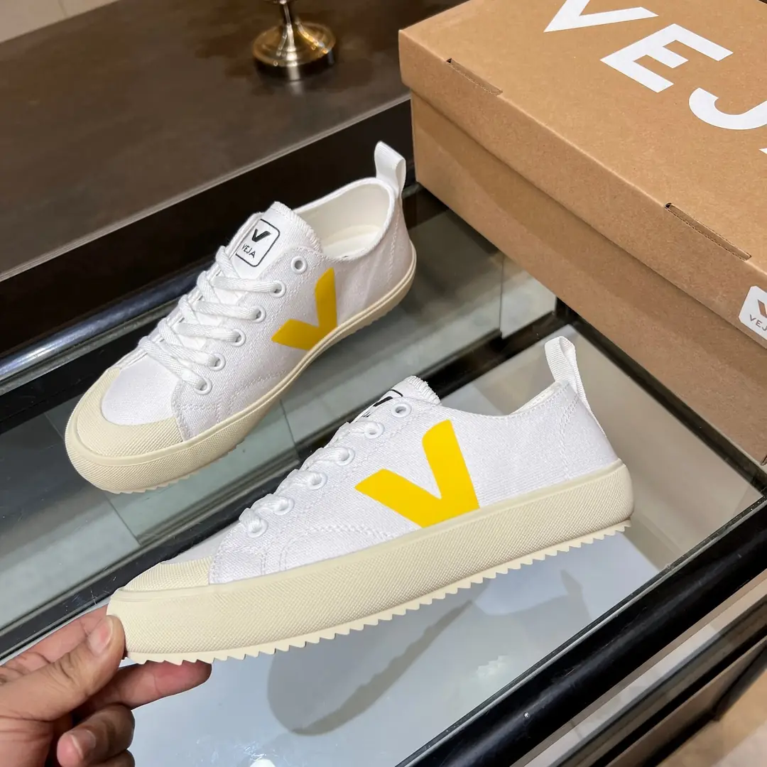 KK110 VEJA canvas shoes 73$ gallery