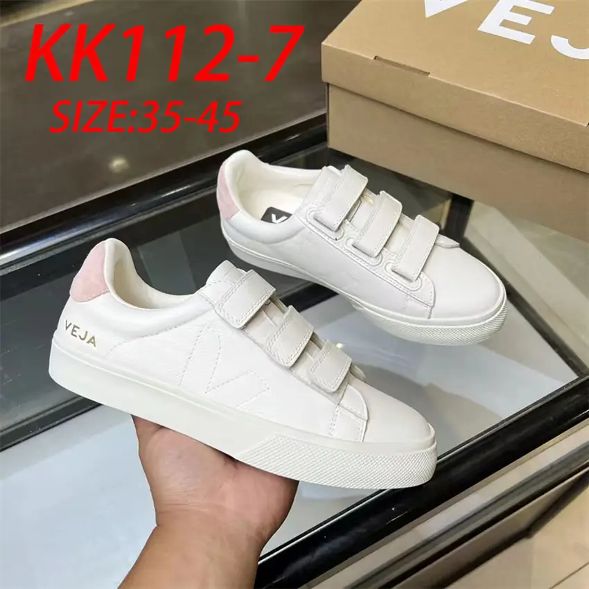 KK112 VEJA classic white shoes V 75$ gallery