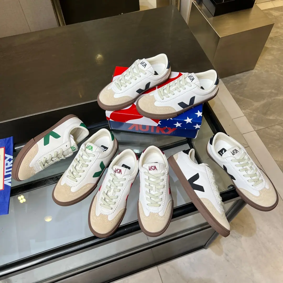 KK113 VEJA classic white shoes V 77$ gallery
