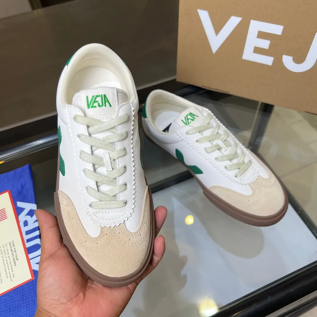 KK113 VEJA classic white shoes V 77$ gallery