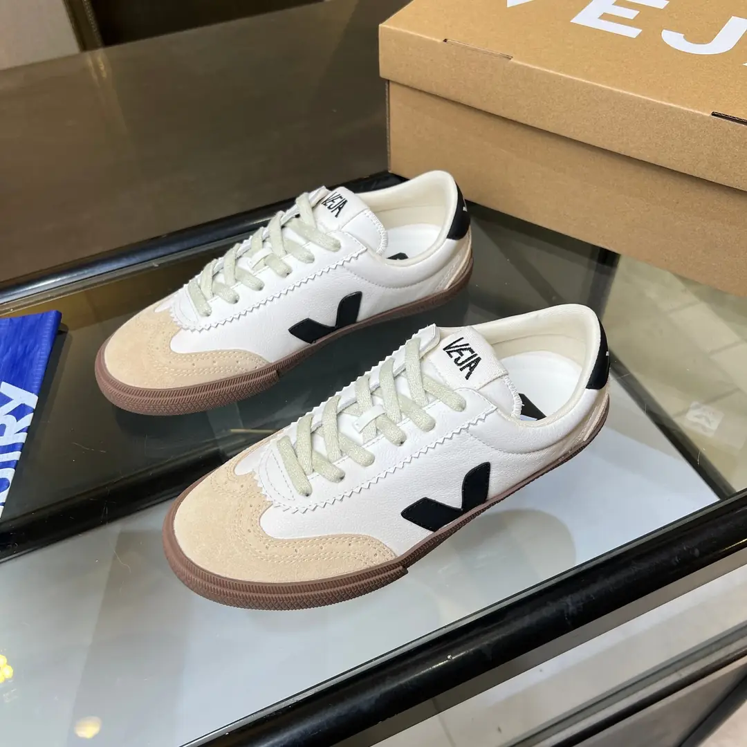 KK113 VEJA classic white shoes V 77$ gallery