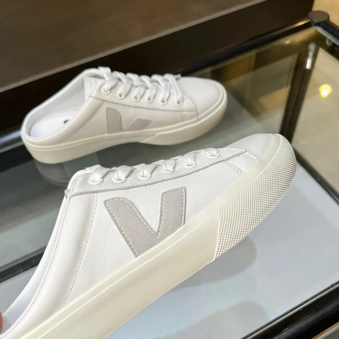 KK114 VEJA classic white shoes V73$ gallery