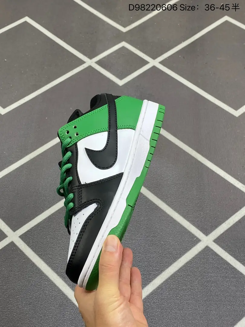 KK17  Nike SB Dunk Low 55$ gallery