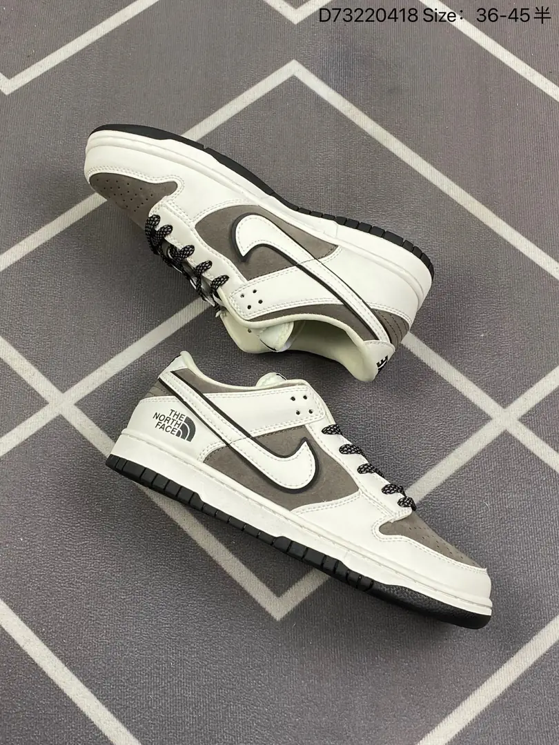 KK17  Nike SB Dunk Low 55$ gallery