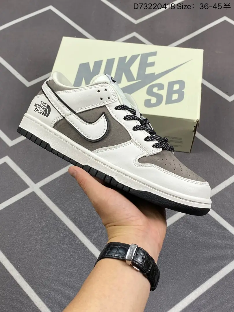 KK17  Nike SB Dunk Low 55$ gallery
