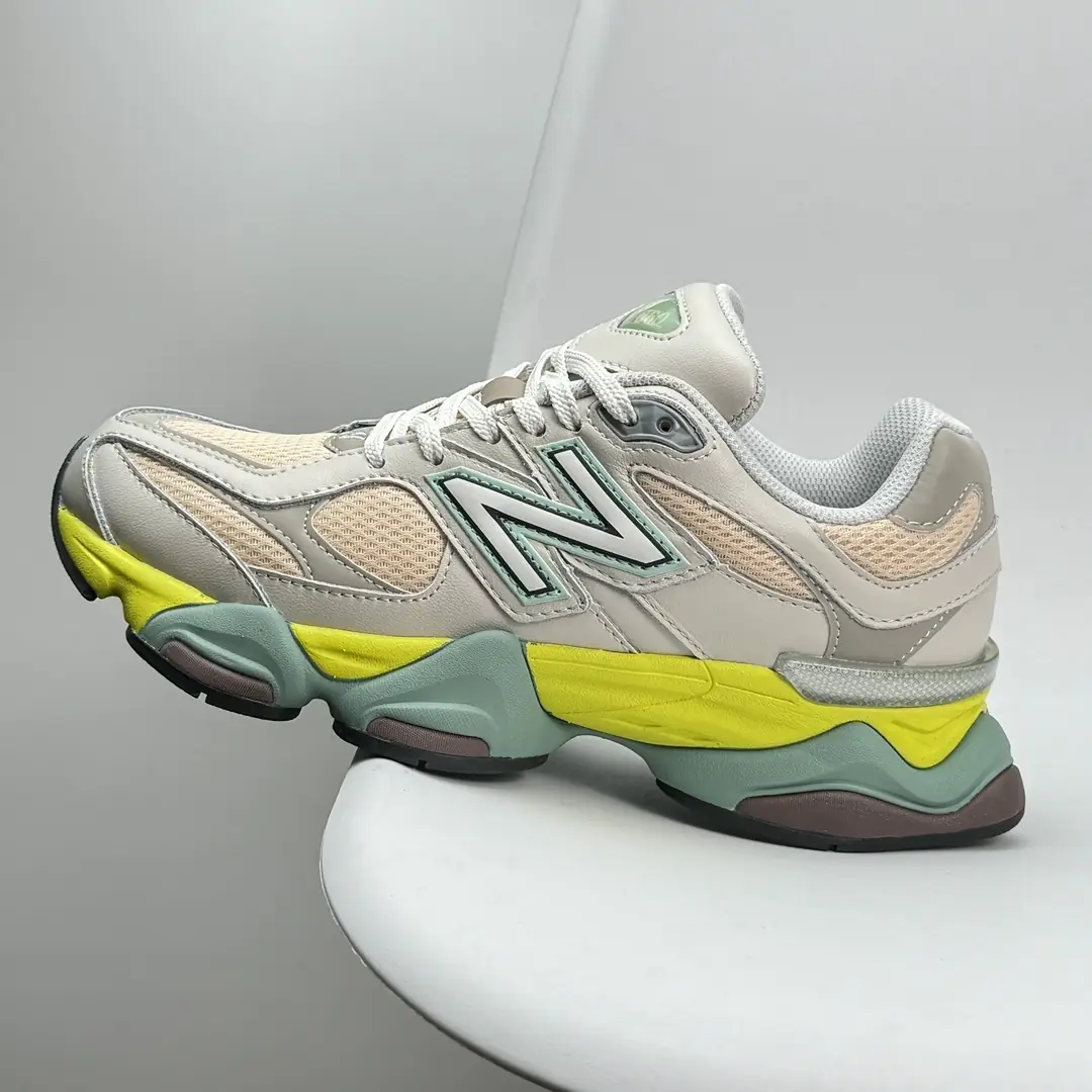 KK24 NB Freshgoods x New Balance  73$ gallery