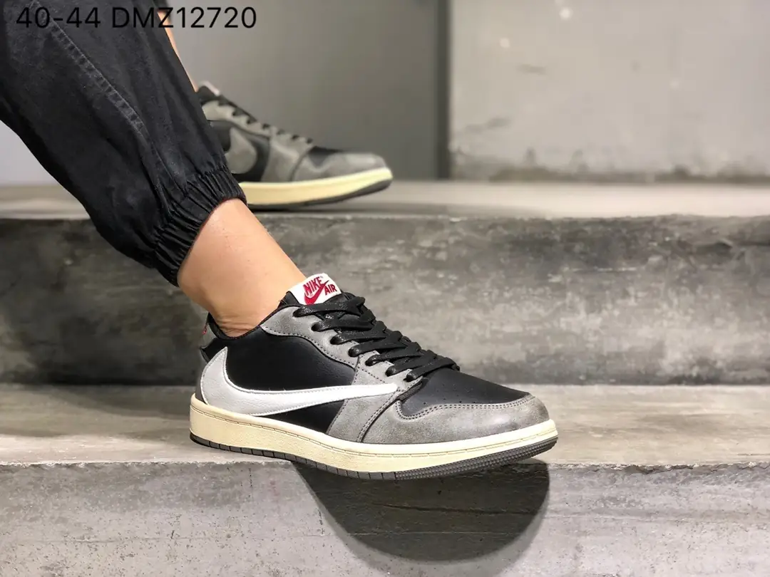 KK29 Nike Air Jordan 1 barb low top 54$ gallery