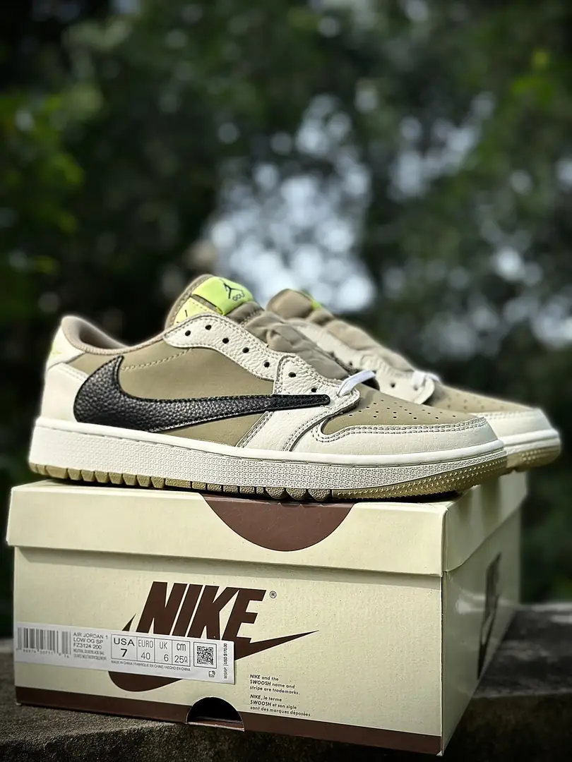 KK30 NIKE Air Jordan 1 Low AJ1 Lightning Barb 54$ gallery