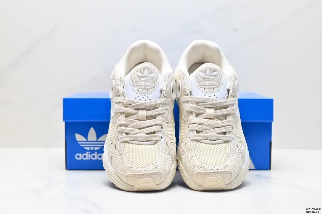 KK41 Adidas Original Astir  53$ gallery