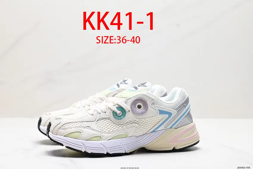 KK41 Adidas Original Astir  53$ gallery