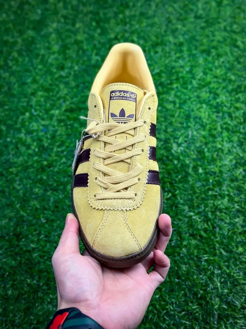 KK53 Ad Originals Bermuda54$ gallery