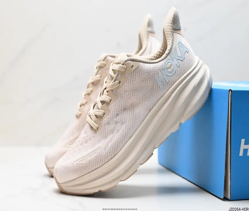 KK54 HOKA M CLIFTON 9 53$ gallery
