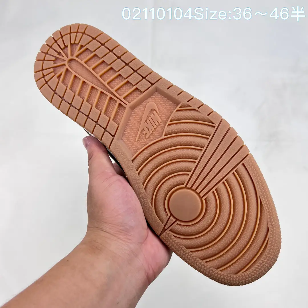 KS04  Air Jordan 1 Low  48$ gallery