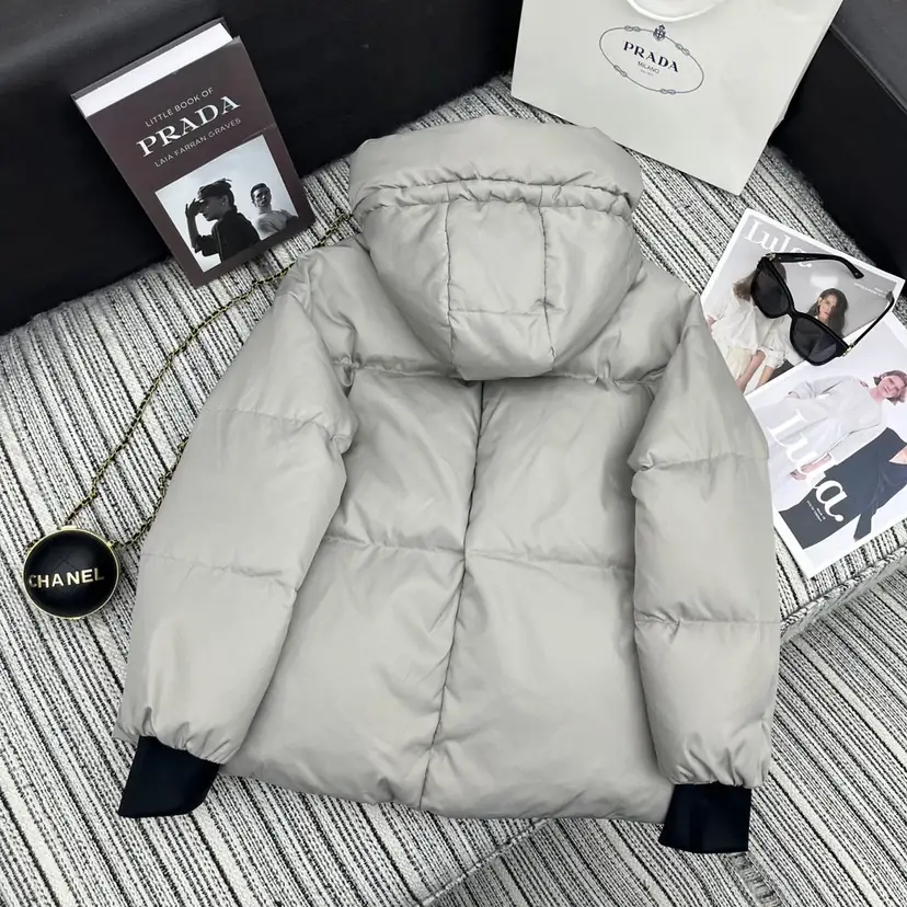 LC21 PRADA hooded down jacket 88$ gallery