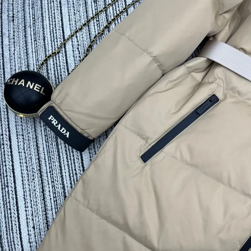 LC22 PRADA hooded padded long coat  90$ gallery