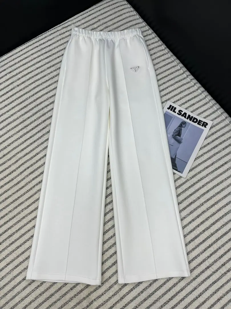 LC23 Prada wool zip-up jacket 75$ gallery