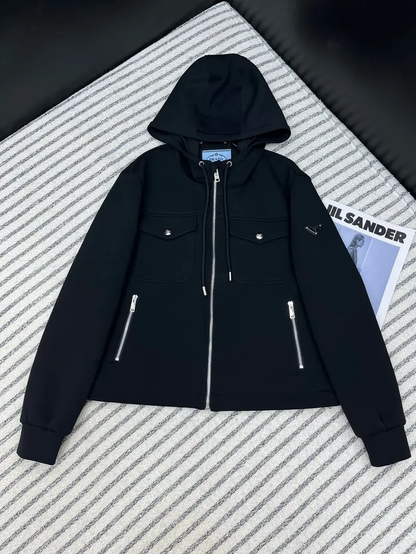 LC23 Prada wool zip-up jacket 75$ gallery