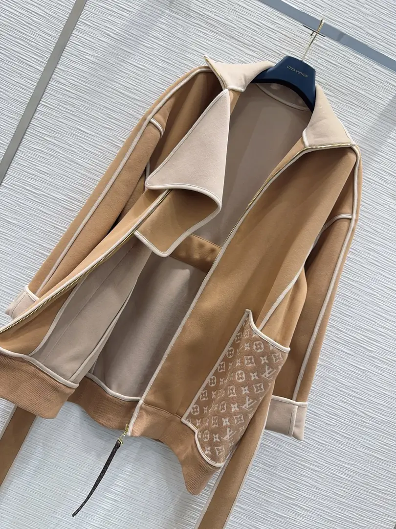 LV02 Louis Vuitto2025FW latest fashion jacket 68$ gallery