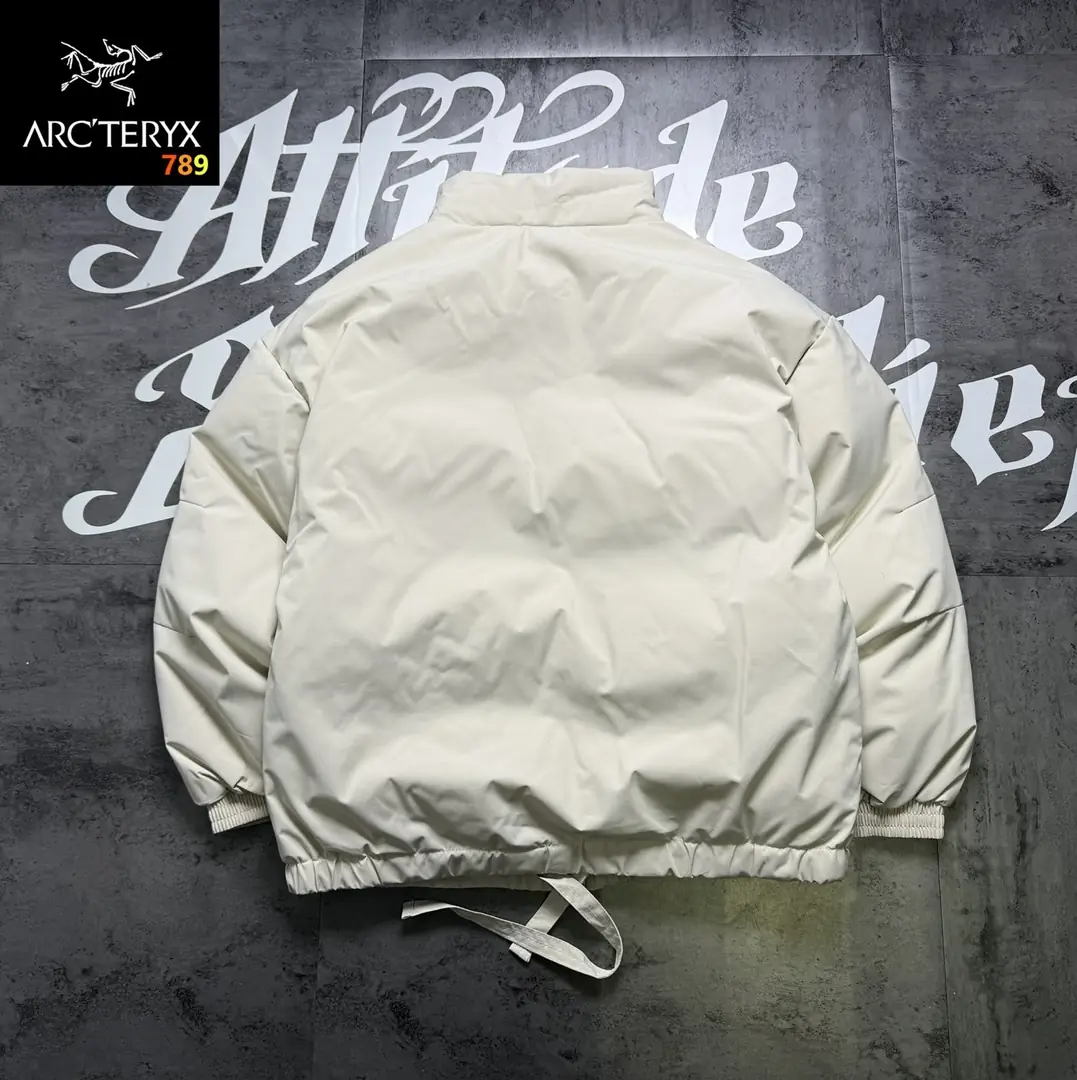 M1450 Archaeopteryx Winter Limited Edition  75$ gallery