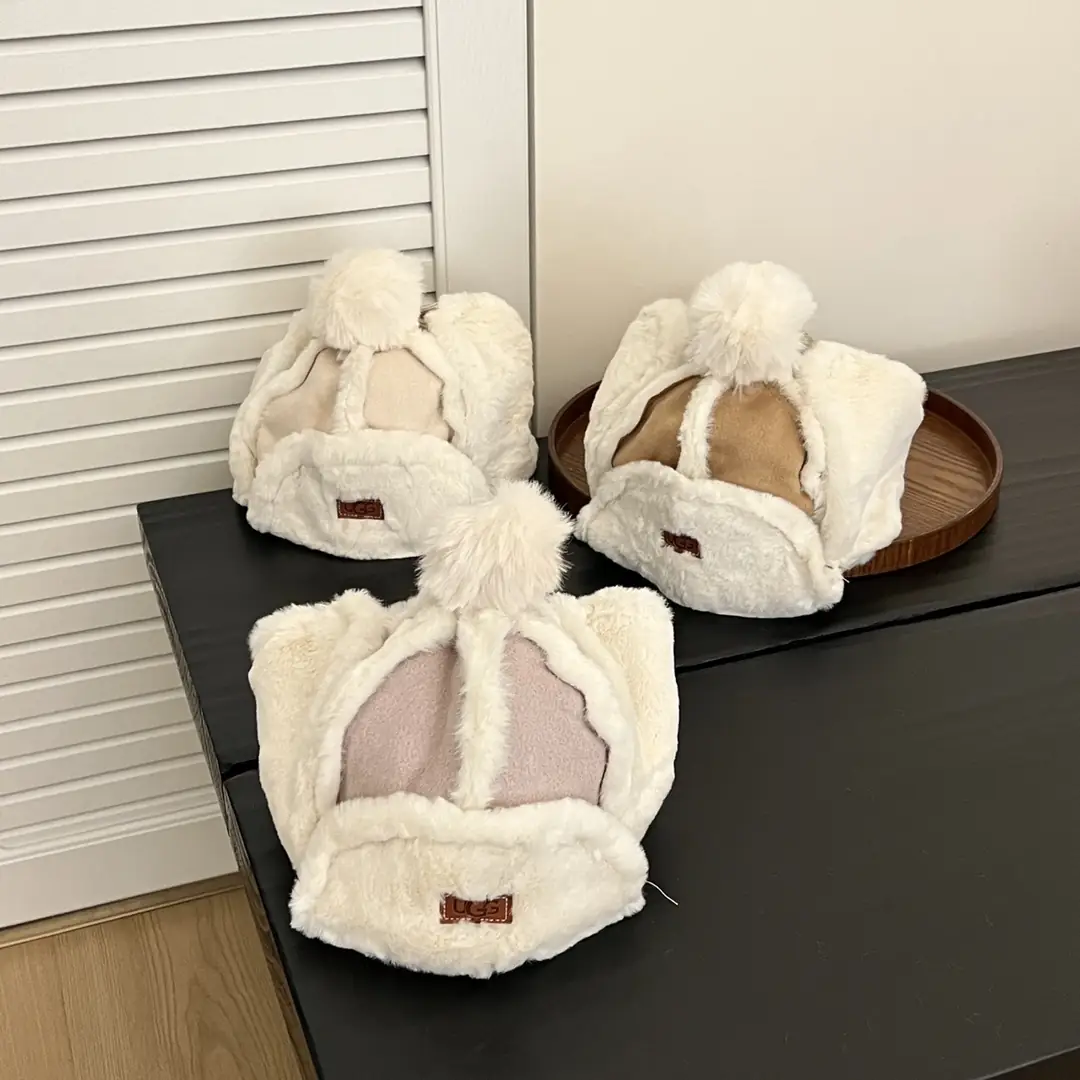 M9C1 UGG baby hat 25.8$ gallery