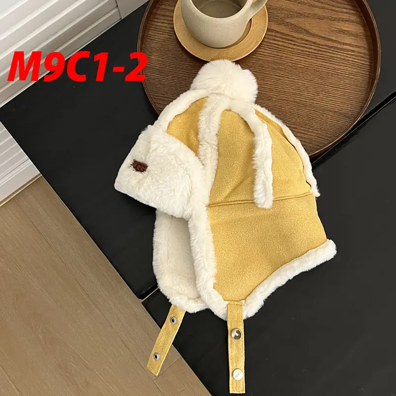 M9C1 UGG baby hat 25.8$ gallery