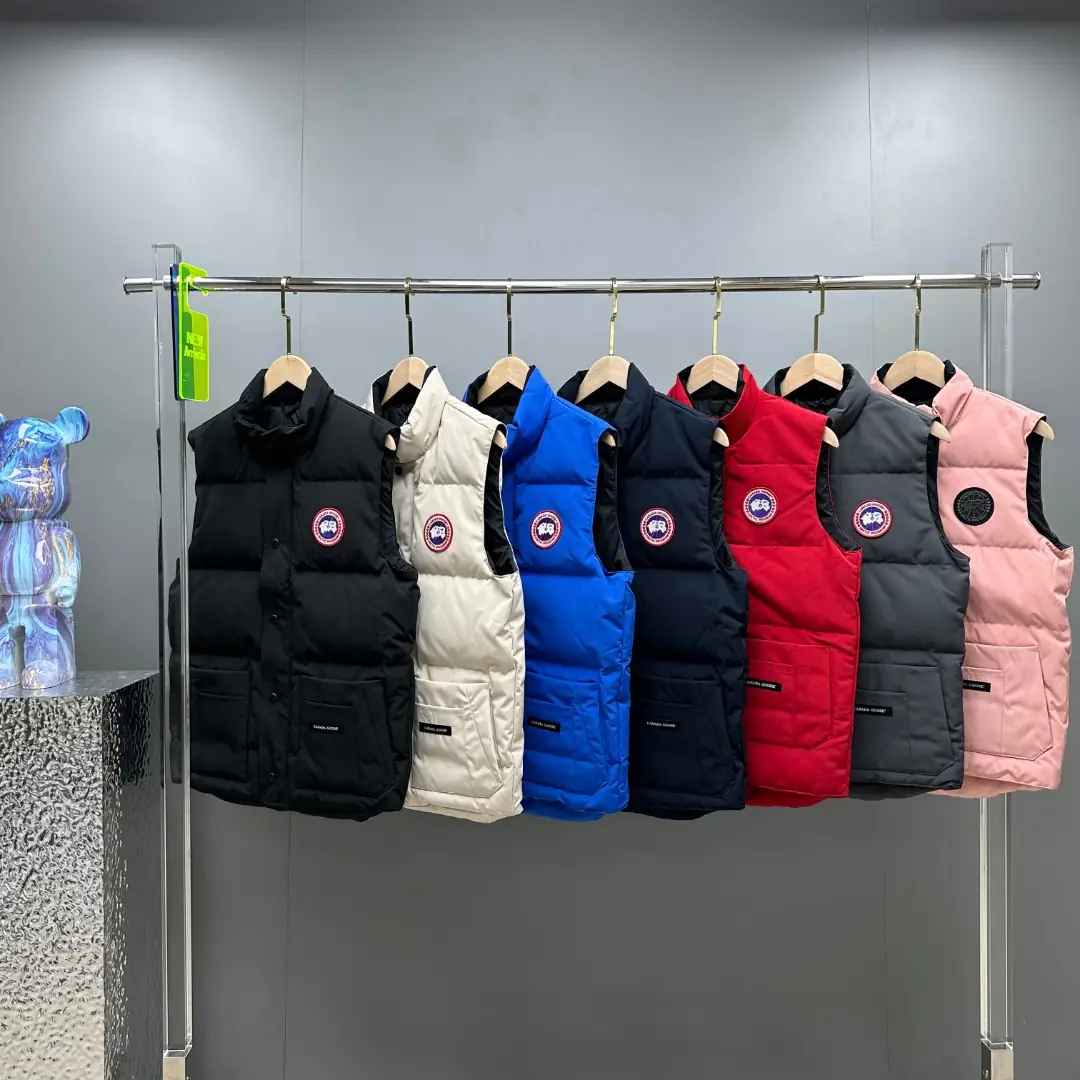 MJ01 CANADA GOOSE down vest 56$ gallery