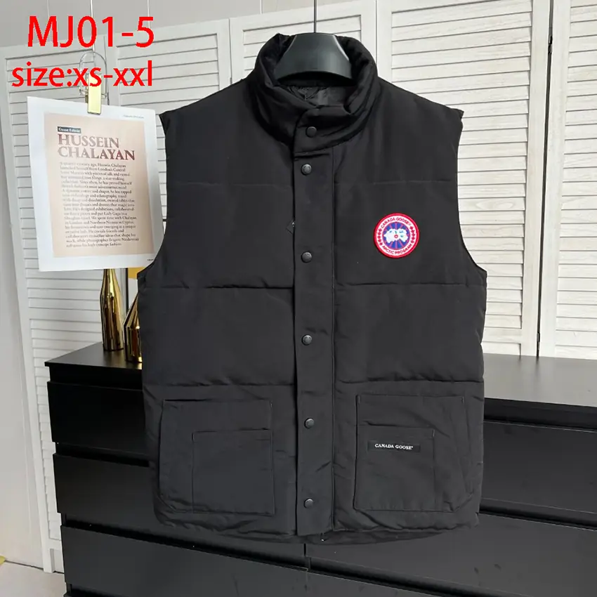 MJ01 CANADA GOOSE down vest 56$ gallery