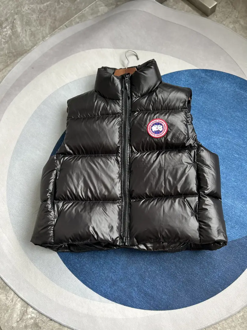 MJ02 Canada Goose Women's Vest $76 gallery
