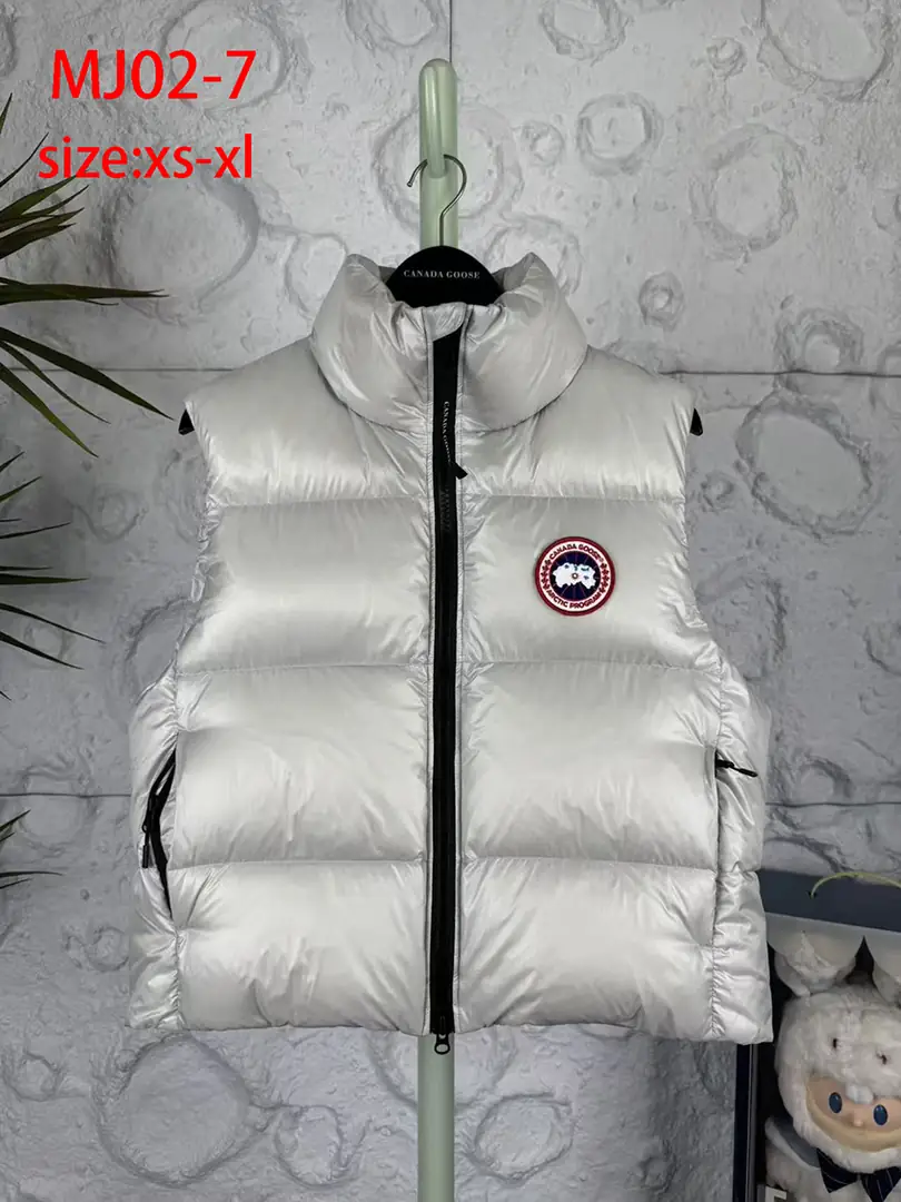 MJ02 Canada Goose Women's Vest $76 gallery