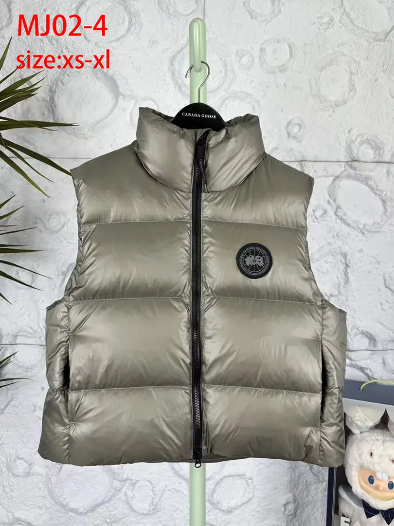 MJ02 Canada Goose Women's Vest $76 gallery