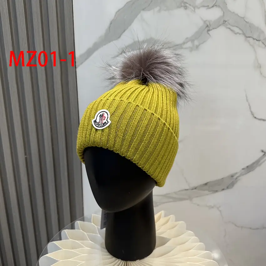 MZ01 High-end Moncler classic knitted hat 35$ gallery