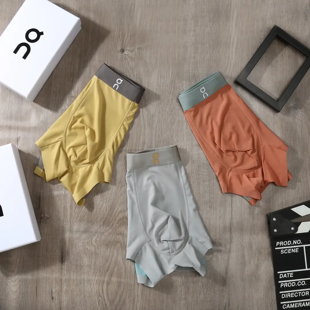 NK02 On Cloudtilt Boxed Men's Briefs 28$ gallery