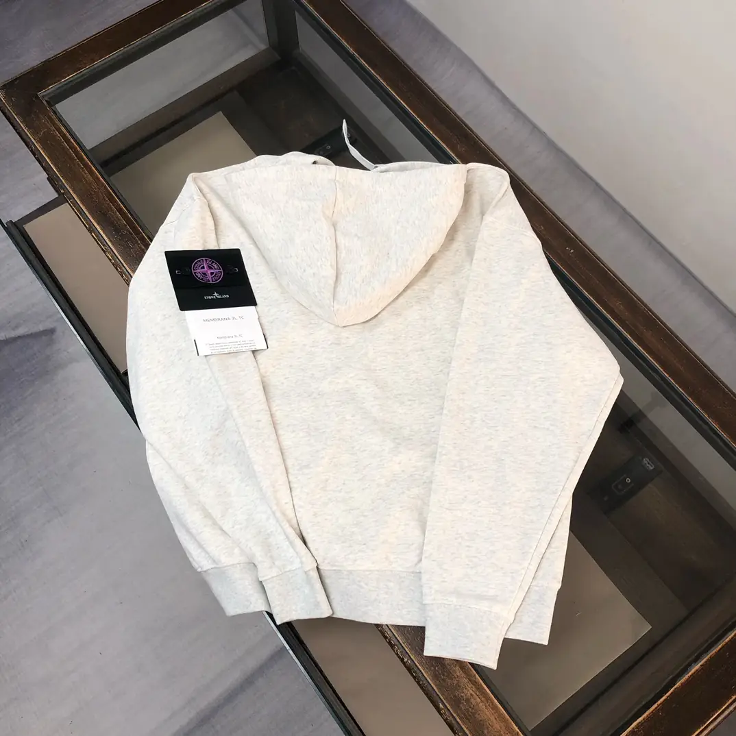 R1F12 STONE ISLAND hooded sweatshirt  55$ gallery