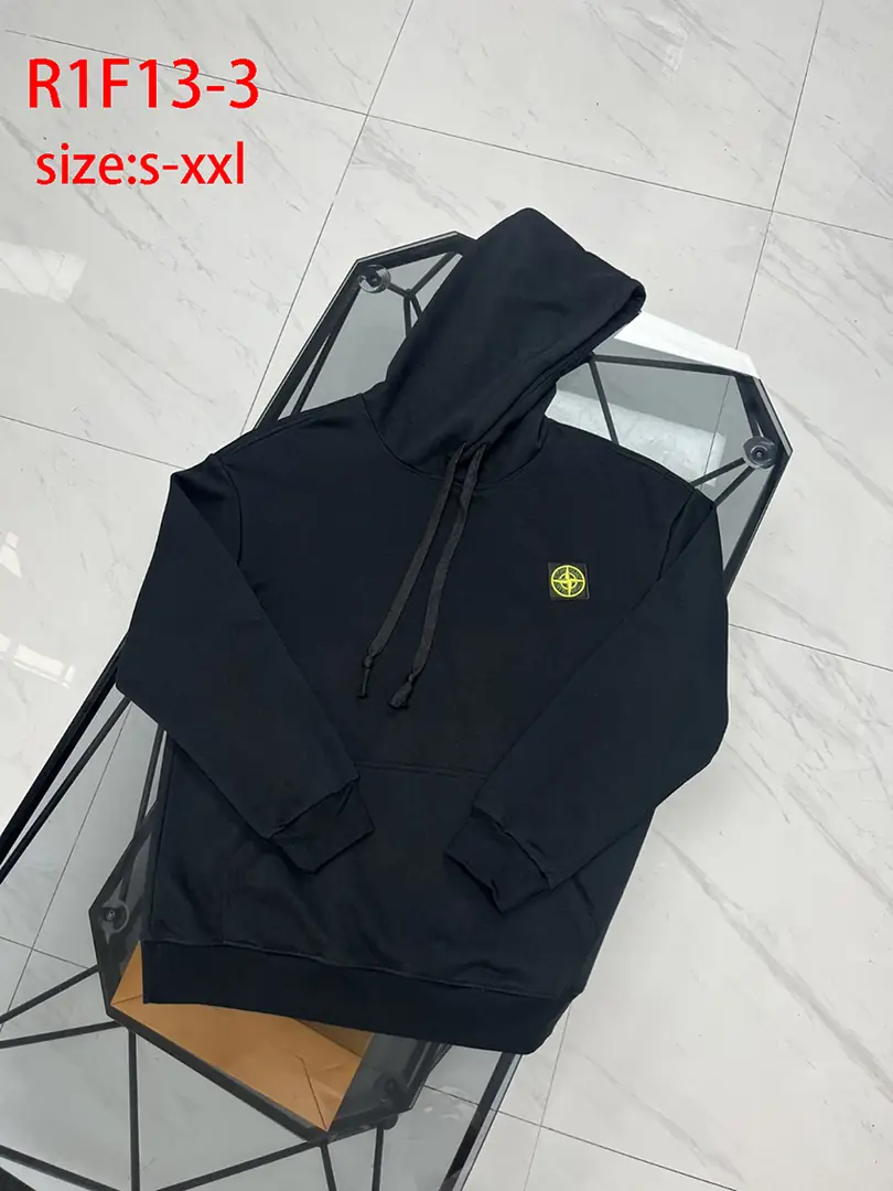 R1F13 STONE ISLAND. Classic chest embroidered hooded sweatshirt 50$ gallery