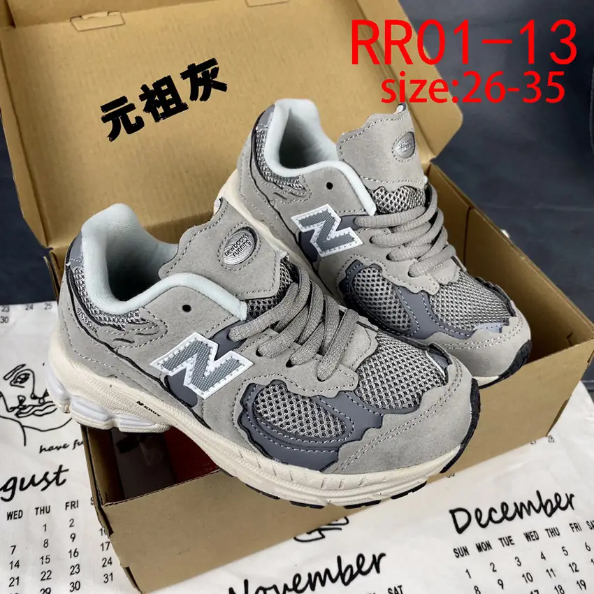 RR01 NB2002  Children's shoes  41$ gallery