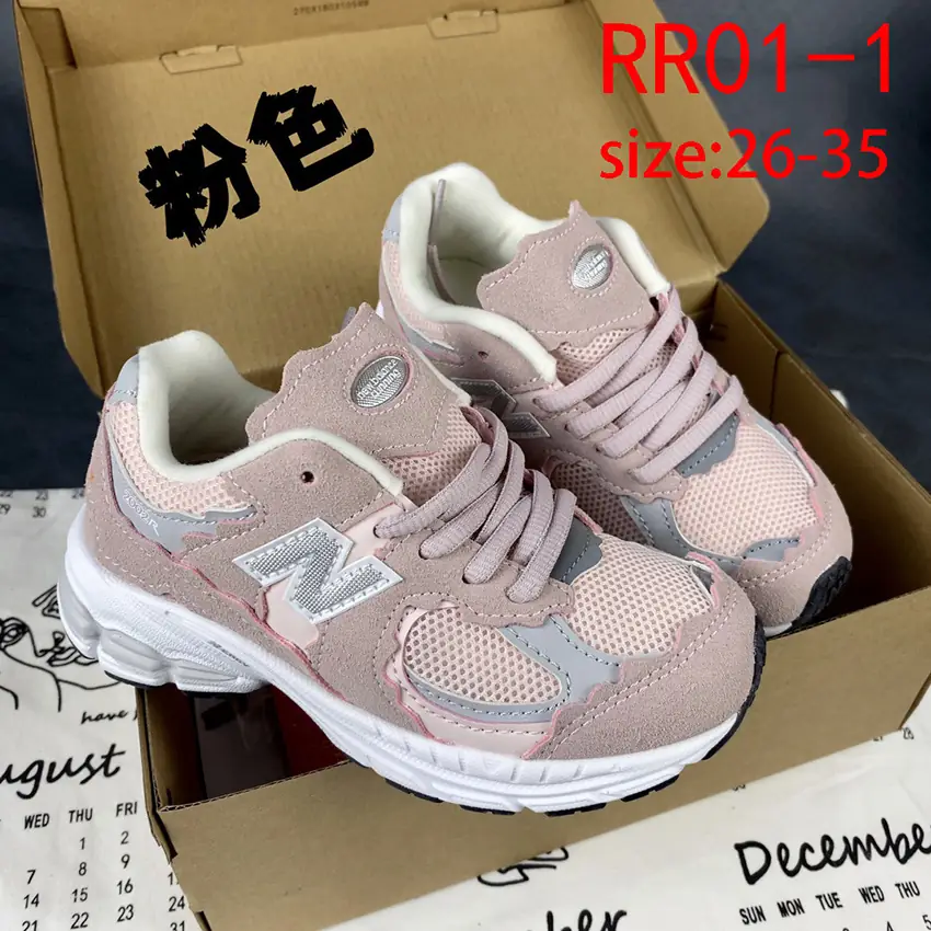 RR01 NB2002  Children's shoes  41$ gallery