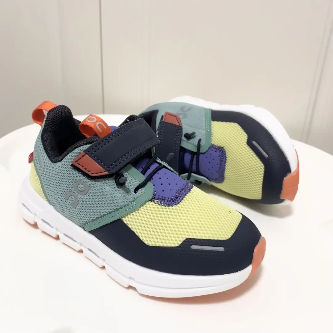 RR12 Angpao children's shoes 41$ gallery