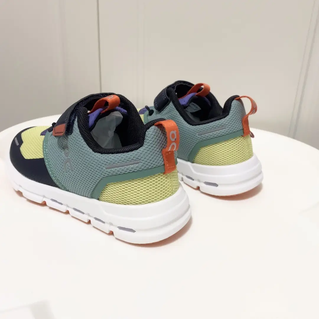 RR12 Angpao children's shoes 41$ gallery