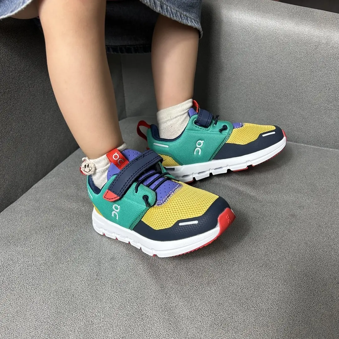 RR12 Angpao children's shoes 41$ gallery