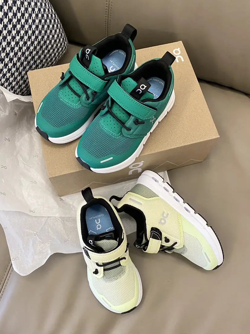 RR12 Angpao children's shoes 41$ gallery