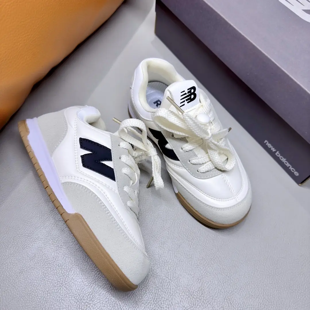 RR13 New Balance URC42LA Children's shoes 41$ gallery