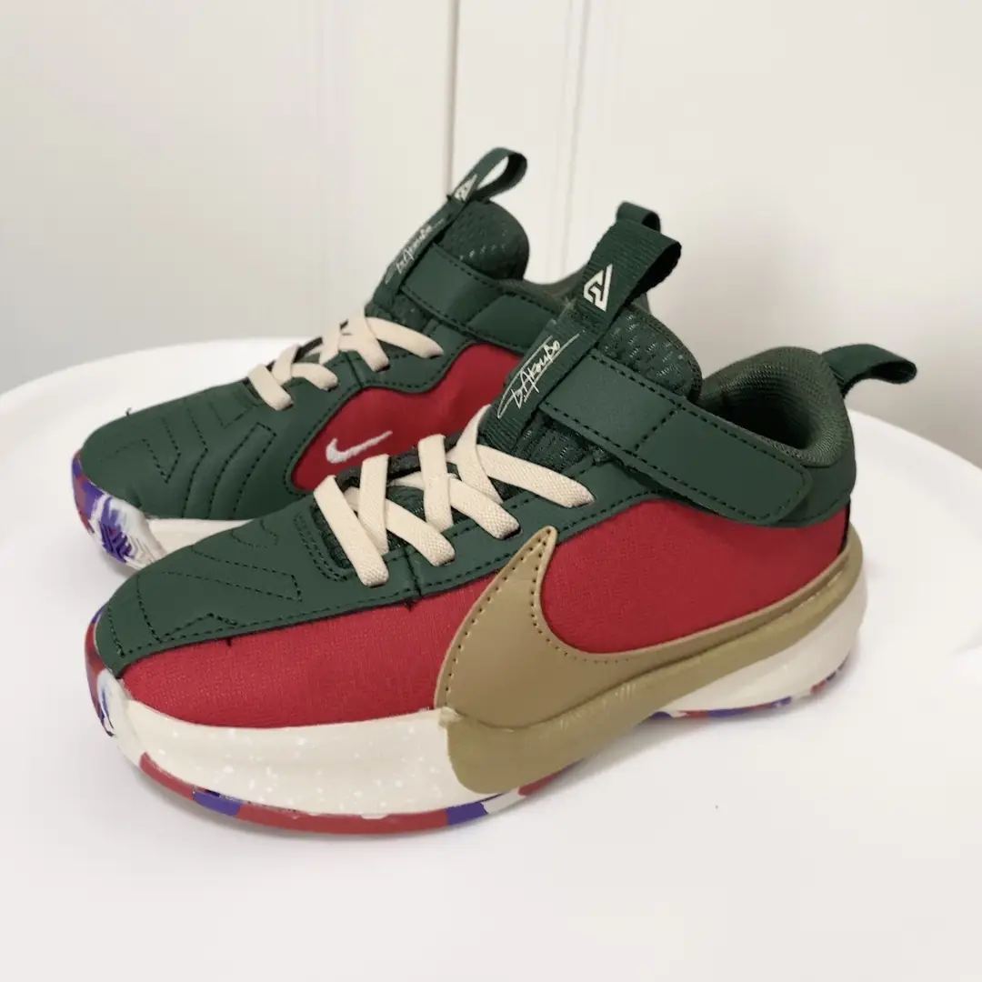 RR14 Nike FREAK5 Children's shoes  41$ gallery